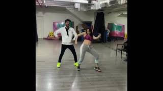 Nach Meri Rani Guru And Nora Fatehi