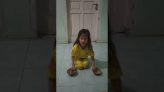 Tari Tempurung berasal Dari Sumatera Barat