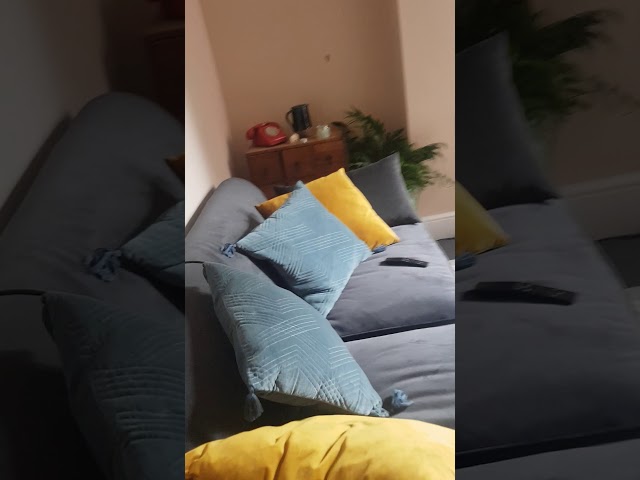 Video 1: Living room 2