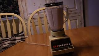 Making A Smoothie In The 1970's Osterizer Imperial Cycle-Blend Pulse-matic 7 speed Blender