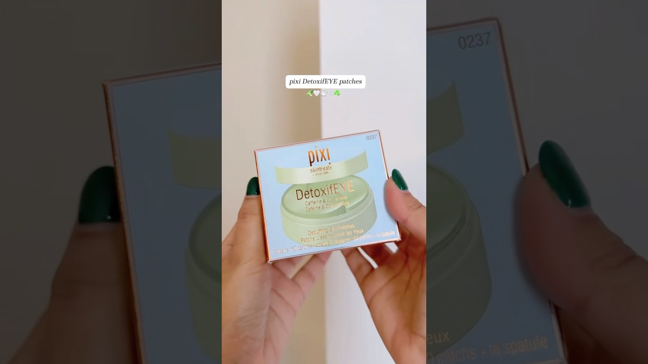 Brighter eyes, the Botanical Way with DetoxifEYE Patches! 💚💖 