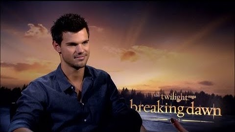 Taylor Lautner - The Twilight Saga: Breaking Dawn - Part 2 Interview with Tribute