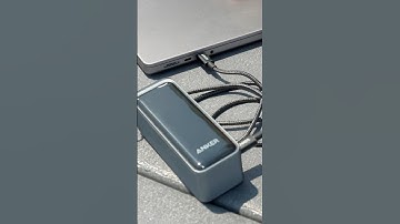 A power bank and charger in one!! ⚡️😍