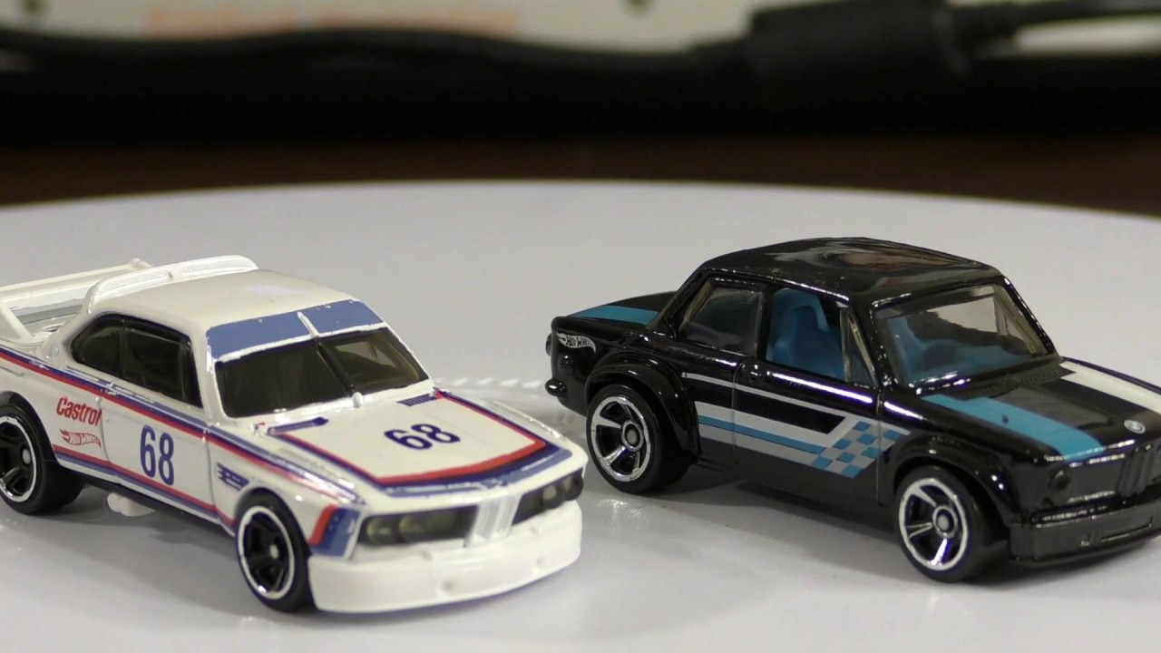 hot wheels bmw 3.0 csl race car