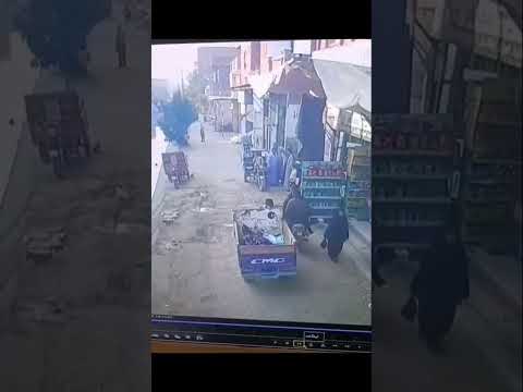 مبيعرفش يسوق 