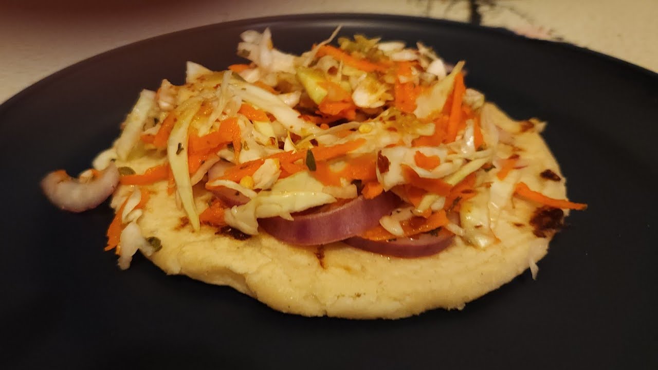 como hacer el curtido o ensalada para las pupusas YouTube