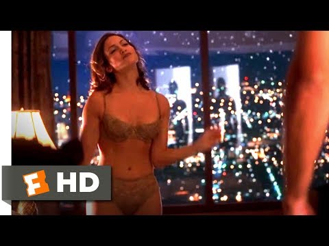 Out of Sight (8/10) Movie CLIP - Hotel Strip Tease (1998) HD