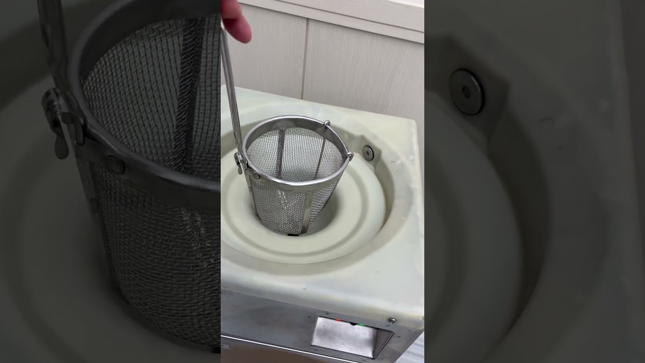 麺水切り機1 - YouTube