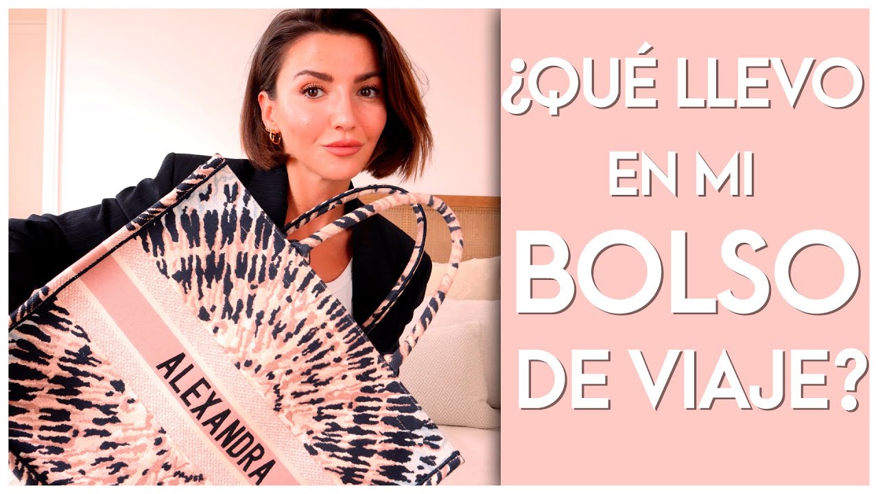 QUÉ HAY EN MI BOLSO DE VIAJE? - YouTube