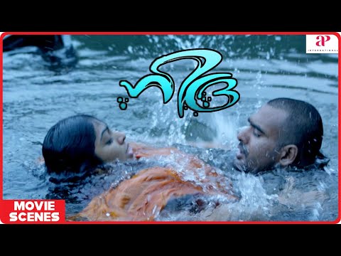 Nidra Malayalam Movie | Sidharth | Rima Kallingal | Rima cries not knowing how to console Siddharth