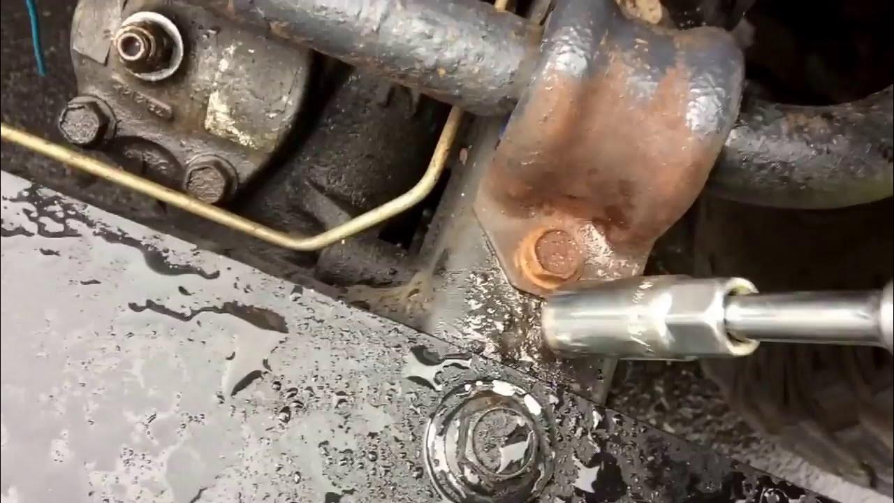 Jeep TJ Sway Bar Bushing Replacement - YouTube