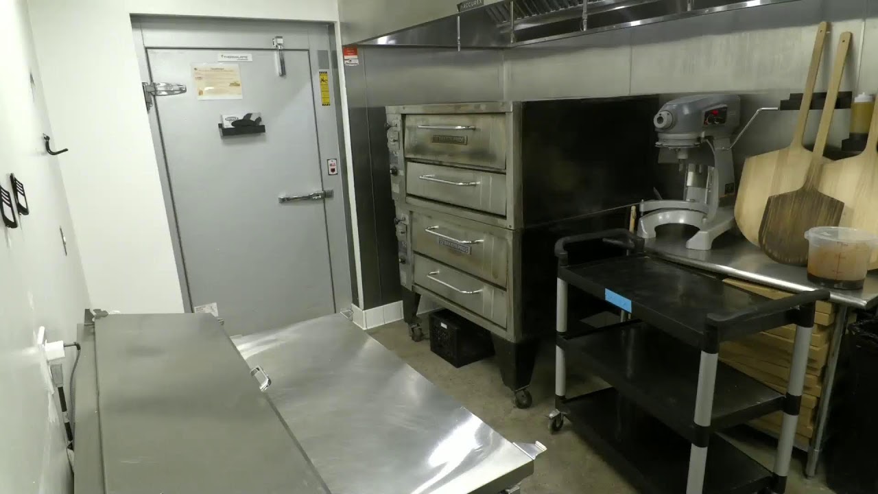 @skorchdpizza is making your pizza!