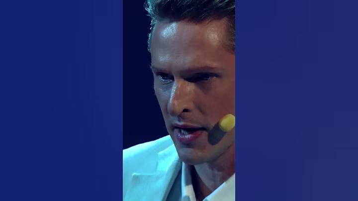 Revoльvers (Алексей Елистратов) - "Плакала"  #revoльvers #алексейелистратов #плакала #виасуперстар