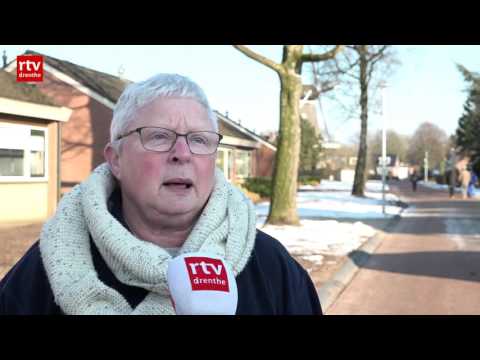 Inwoners Sleen boos op gemeente: 'Deze stoepen zijn waardeloos' - Inwoners Sleen boos op gemeente: 'Deze stoepen zijn waardeloos'