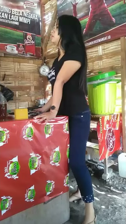 Story wa cewek cantik joget asik