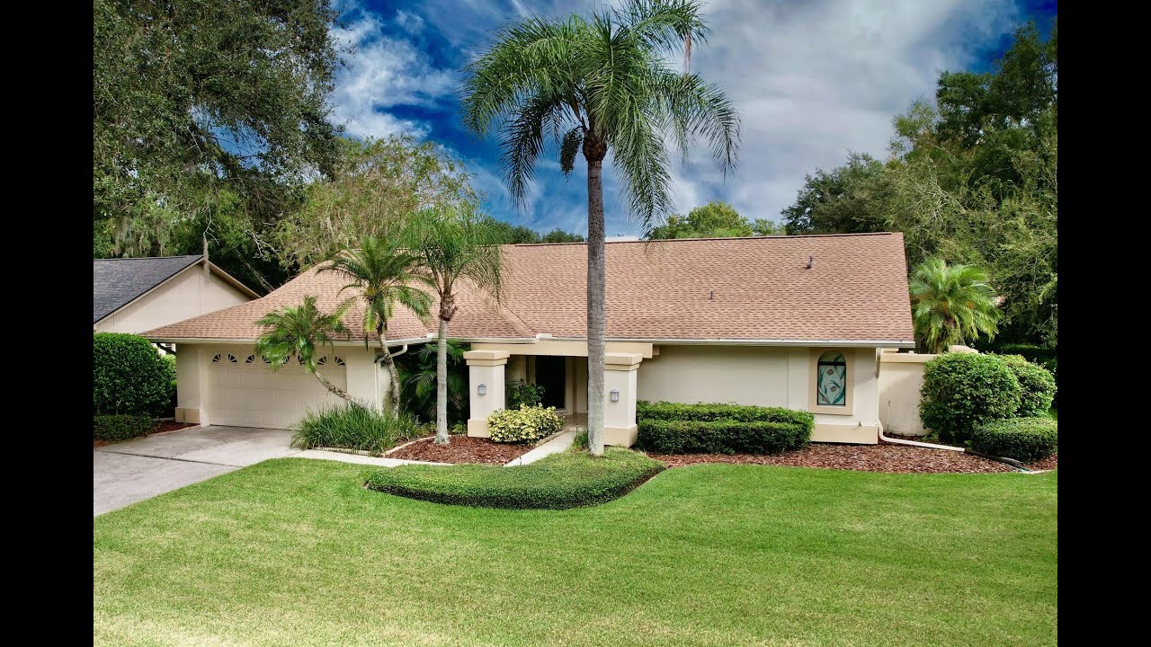 Tampa, Florida Real Estate Photography 16012 Wyndover Rd, Tampa, FL