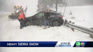 How heavy Sierra snow is affecting weekend travelers