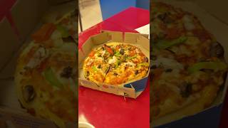 Cheesy bites, happy vibes 😋 #PizzaLover #CheesyPizza #YummyPizza #PizzaTime #Foodie #pizzaaddict
