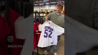 What bro, alright bro 😂😂#sneakertalk #cincinnati #viral #buyselltrade #ohio #fyp