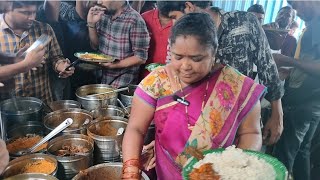 Famous Hardworking women Roadside Meals in Hyderabad | Unlimited veg and Nonveg | Madhapur | Food |