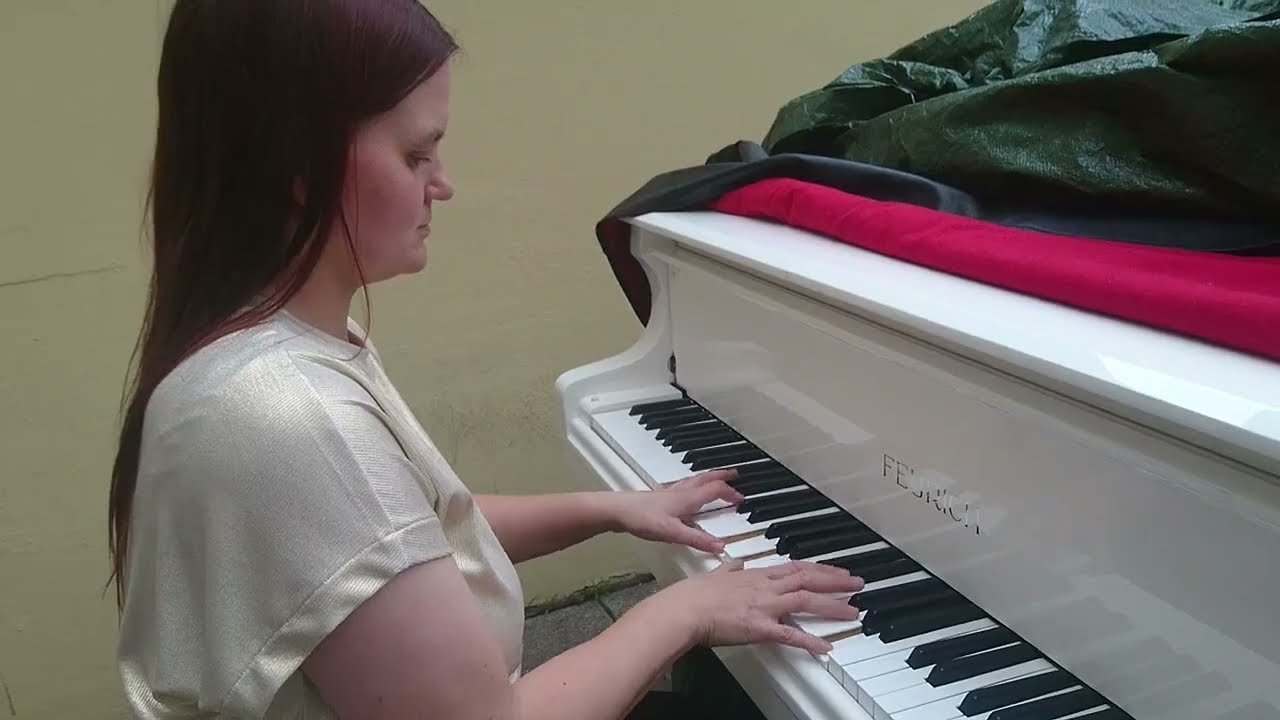 Open Piano Mozartplatz 😊