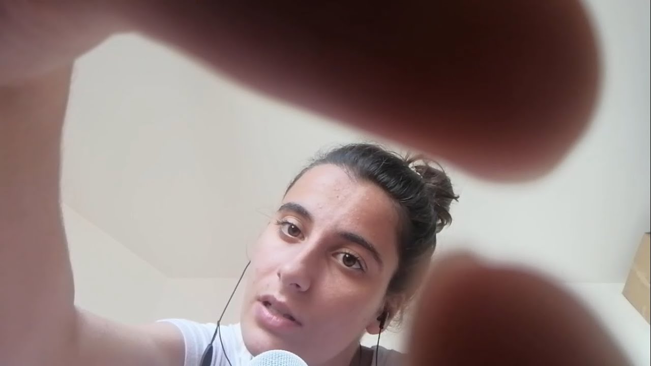 ASMR - Ta dermatologue examine ton cuir chevelu