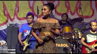 Gerimis Melanda - Anjar Agustin