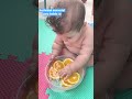 Actividad sensorial para bebés - Agua + naranja 🍊 #shorts #baby