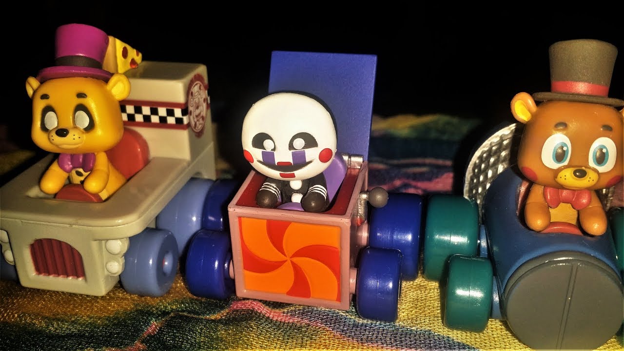 FNAF FUNKO RACERS UNBOXING REVIEW - Toy Freddy, Marionette & Fredbear ...