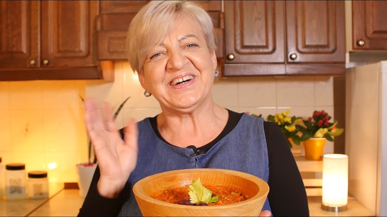 мама чили. логотипы moms. индейцы кечуа в южной америке. мама резала чили. мем мама и перец чили.