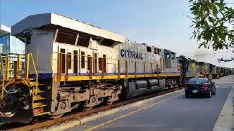 [CSXT]5230 ES40DC,[CREX]1513 GE ES44AC + 8 GE