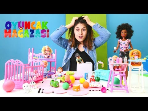 Oyuncak mağazası - Bebek bakıcı Barbie oyuncağı