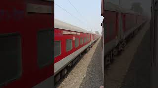22582 New Delhi - Ballia Superfast Express #indianrailways #balliarailwaystation