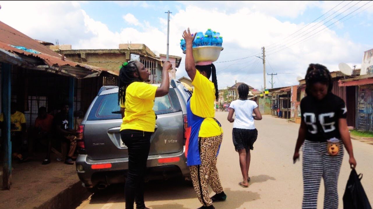 Local Community Vibes in Dunkwa-On-Offin | Real African Street Lifestyle