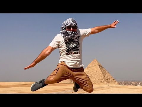 Slow motion video of me jumping at the Great Pyramids of Giza