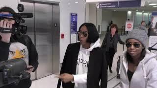 Kelly Rowland Gives Thumps Up To Beyonce Knowles Having Twins While Arriving At Lax Airport In Los A