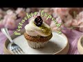 EASY PISTACHIO CUPCAKES with WHITE CHOCOLATE Cream Cheese Frosting