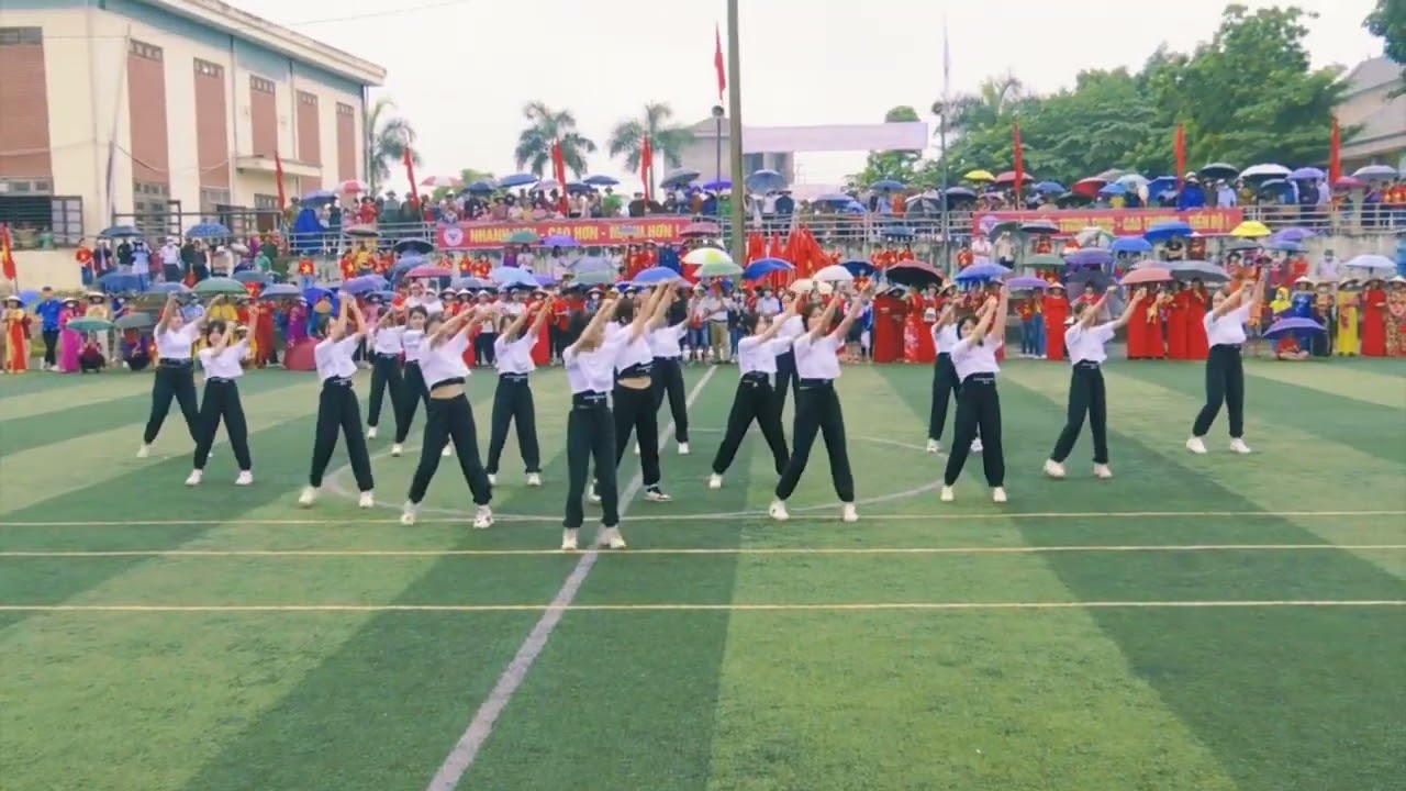 ĐHTDTT XÃ ĐẠO TÚ TIẾT MỤC ĐỒNG DIỄN LA LA LA HỌC SINH THCS ĐẠO TÚ