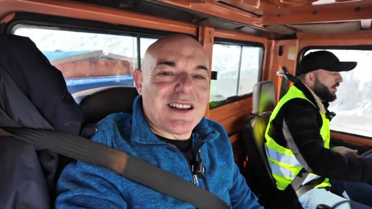 Blendi Fevziu | Djali qe kujdeset per nje nga rruget me te rrezikshme ne Shqiperi