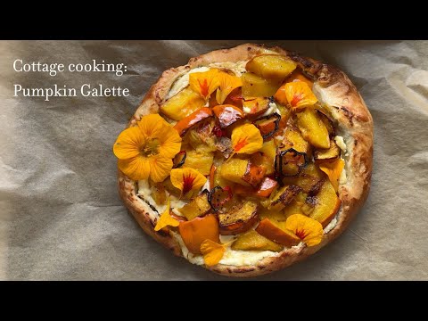 Cottage cooking | pumpkin galette thumbnail