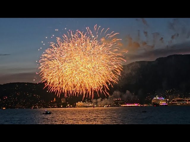 Hobart Twilight New Year’s Eve Fireworks | Disney Wonder in Port 🎆 🚢 