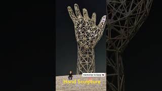 amazing hand Sculpture! wow na wow