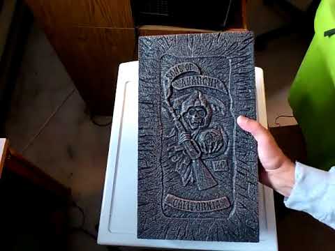 Unboxing of Sons of Anarchy: The Collectors Set - Limited Edition 30-Disc  Complete Series Set on DVD - YouTube