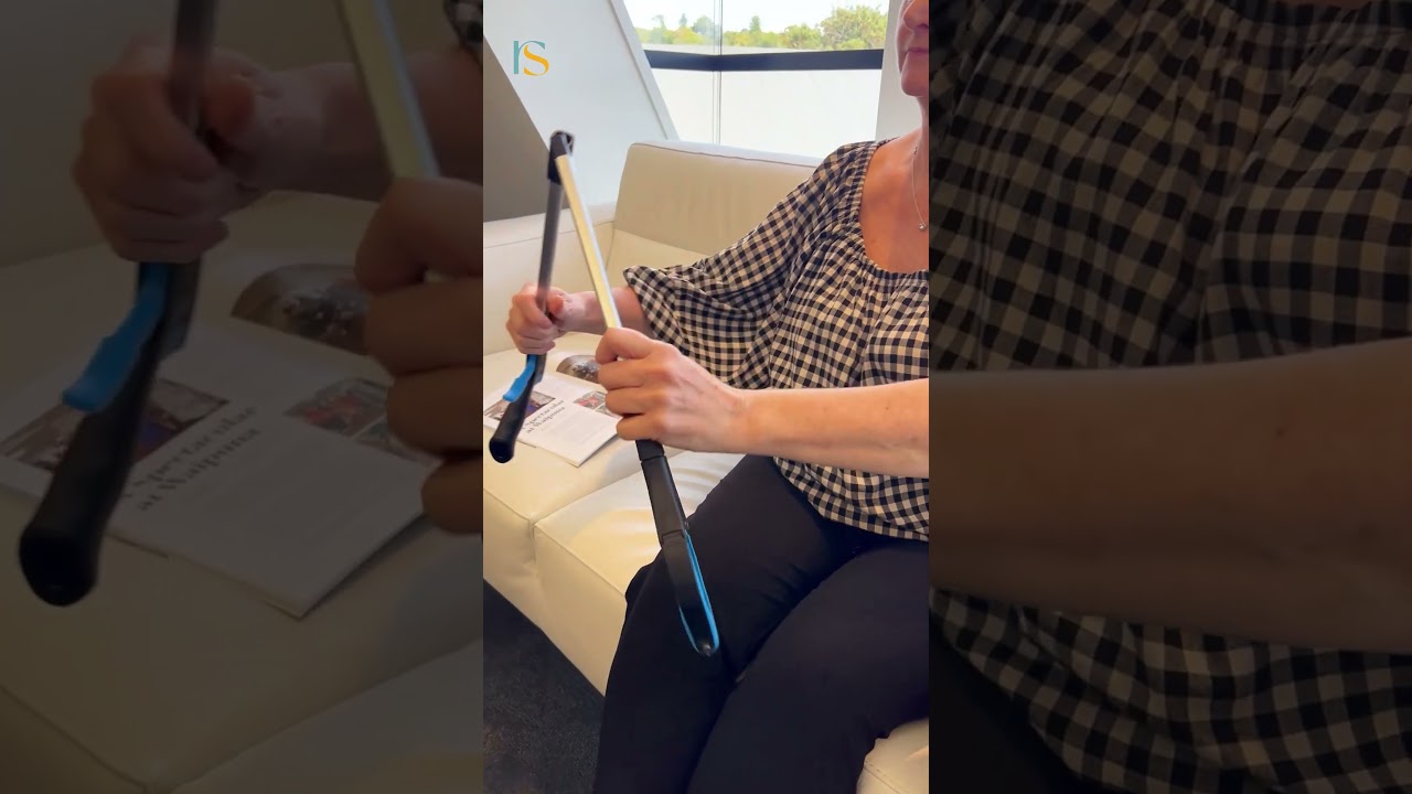 Foldable Helping Hand Reacher Stick