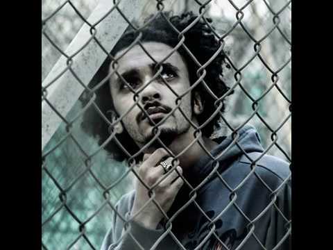   3 2  علي الشاعر طريق حياتي