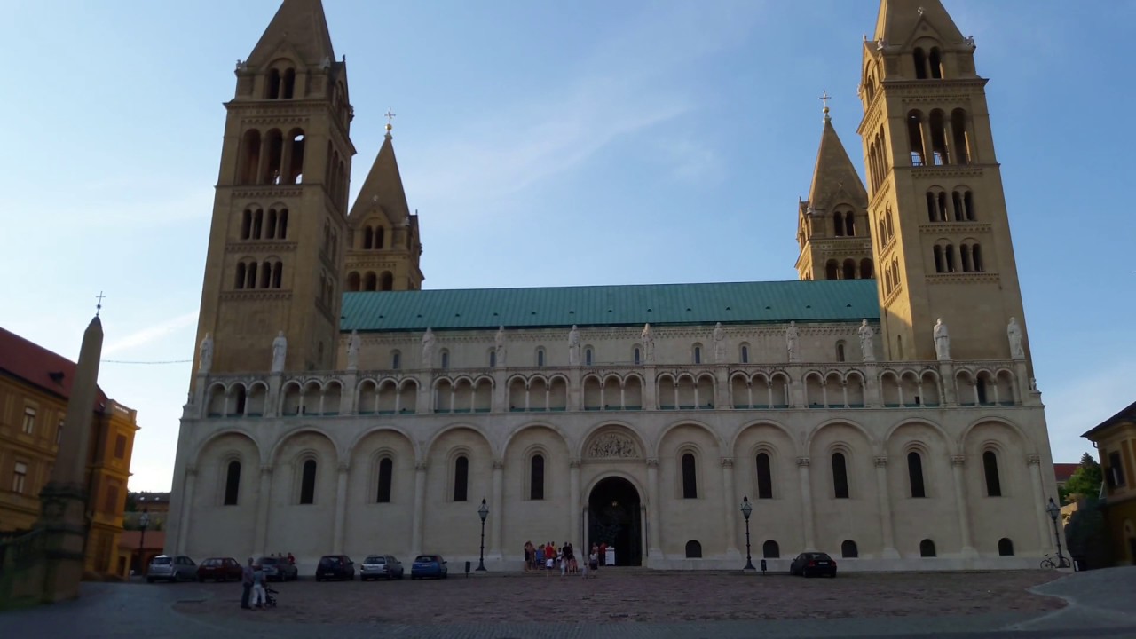 Pécs (H) - Székesegyház Vasárnapi esti harangszó