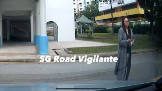 24may2024 tampines camcar hit by GetGo Carsharing driver when she parked head in