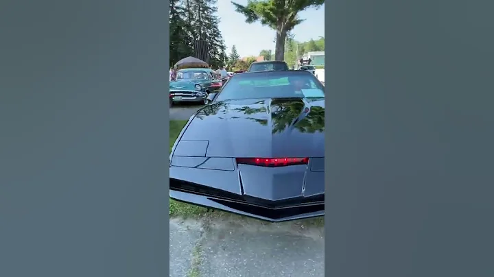 KITT & KITT @ the 2022 Cheneville car show.   #knightrider #kitt #k2000 #carshow #car #cars #hot - 天天要闻