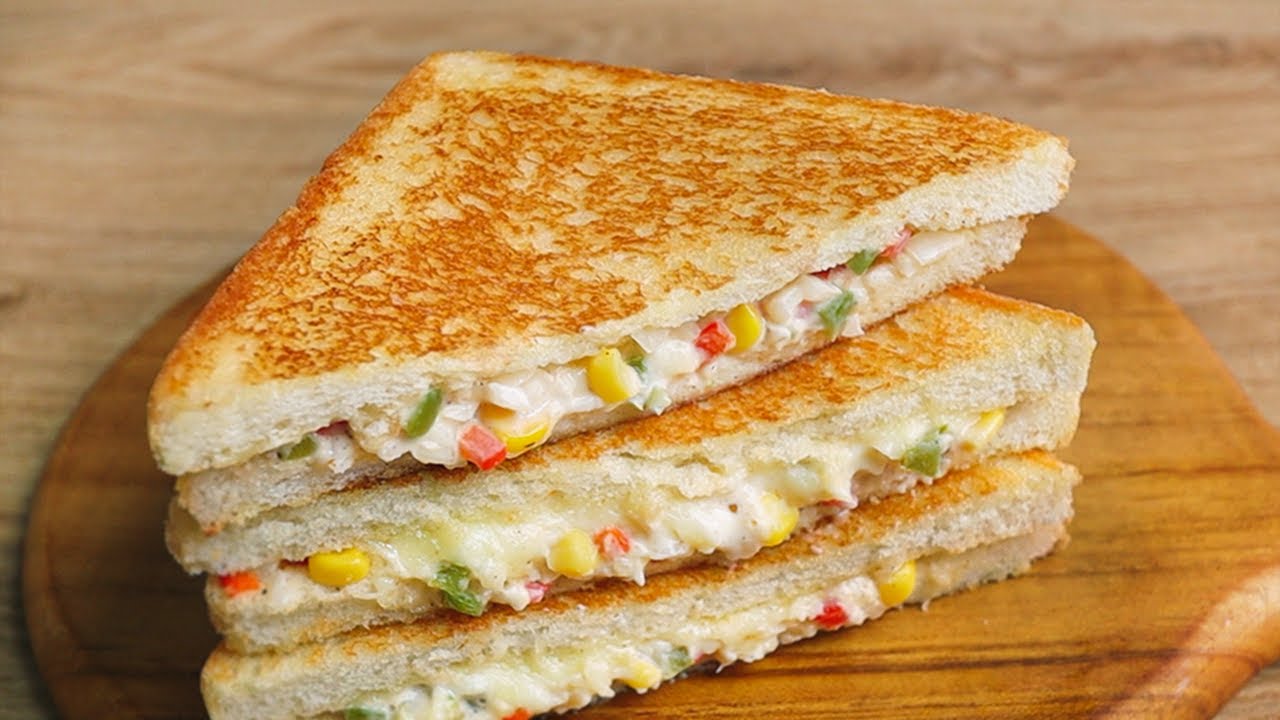 Cheesy Veg Sandwich Recipe! Easy and Quick Sandwich