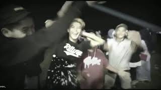 Status wa di tinggal pas lagi sayang sayange